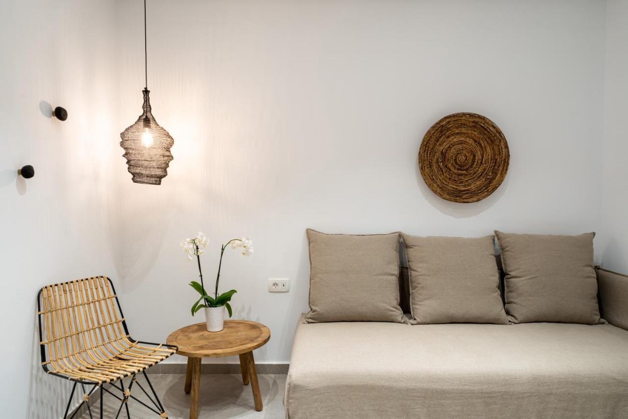 Hippocampus Hotel Камари Экстерьер фото
