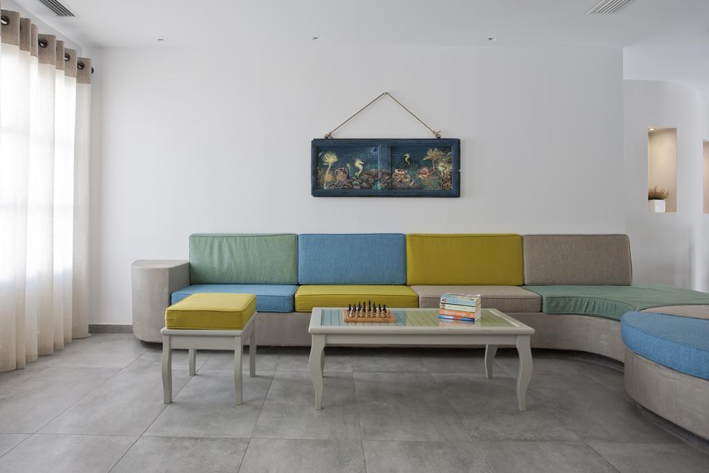 Hippocampus Hotel Камари Экстерьер фото